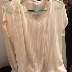 Super Pretty Vertical Pleat Blouse